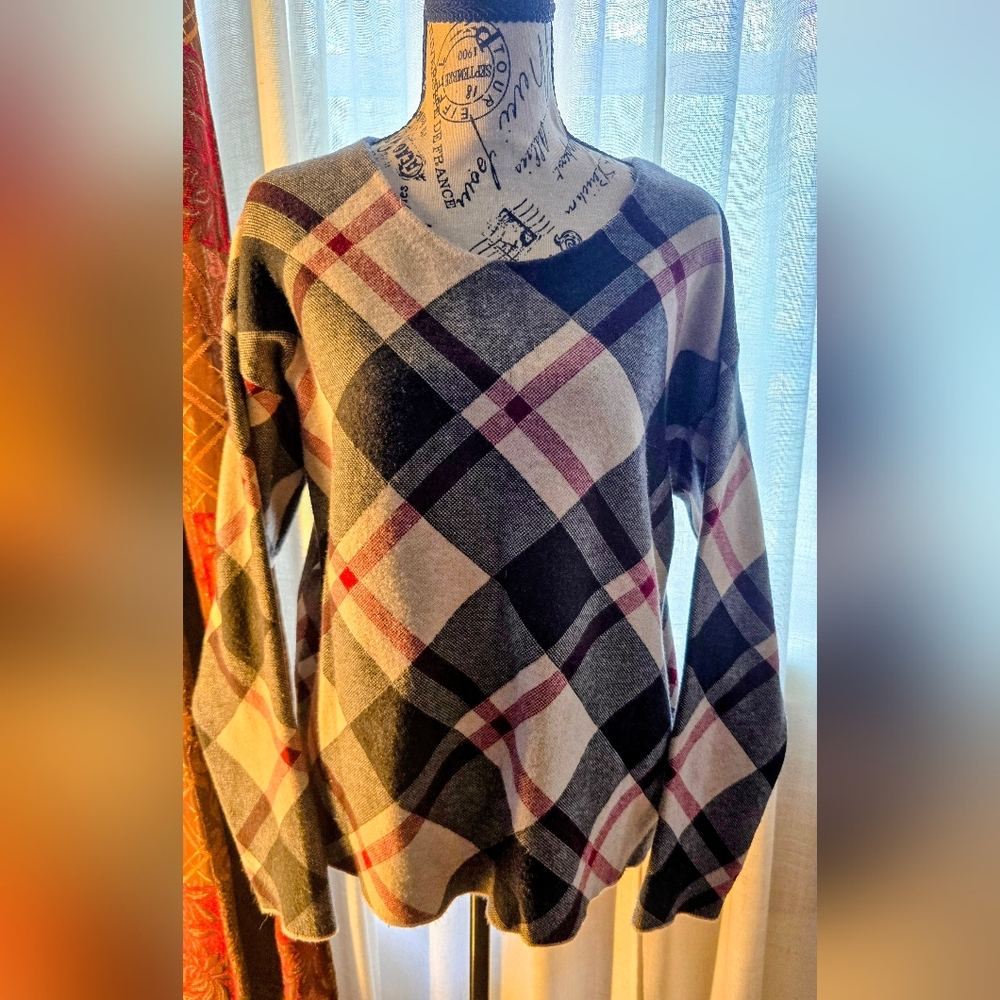 Rachel Zoe V-Neck Plaid Sweater in Black, White, and Red